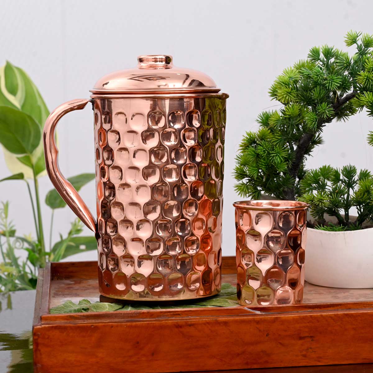 Classic Copper Jug With Copper Knobmirror Diamond